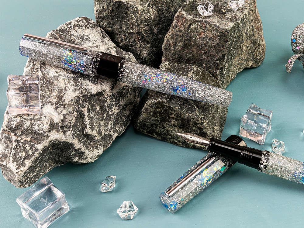 Stylo Plume Benu Euphoria Vodka On The Rocks, Argent, 05.2.10.5.0