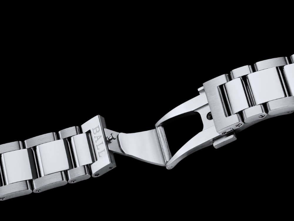 Montre Automatique Ball Engineer III Outlier GMT, Blanc, 40 mm, DG9002B-S2C-WH