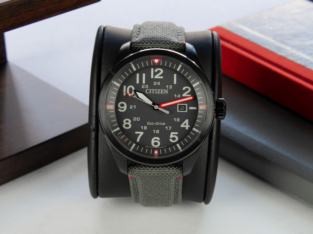 Montre à Quartz Citizen OF, Eco Drive J810, 42.6 mm, Nylon, 10 atm, AW5005-39H