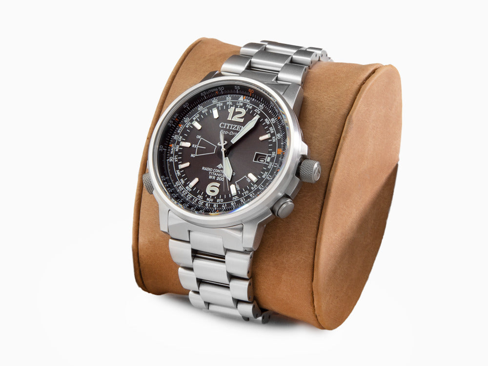 Montre à Quartz Citizen Radio Controlled Pilot Super Titanium, Noir, CB0230-81E