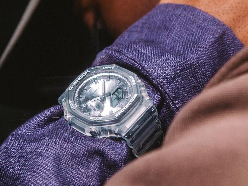 Montre à Quartz G-SHOCK Casio Classic Bright Metallic, Argent, GA-2100BM-7A8ER