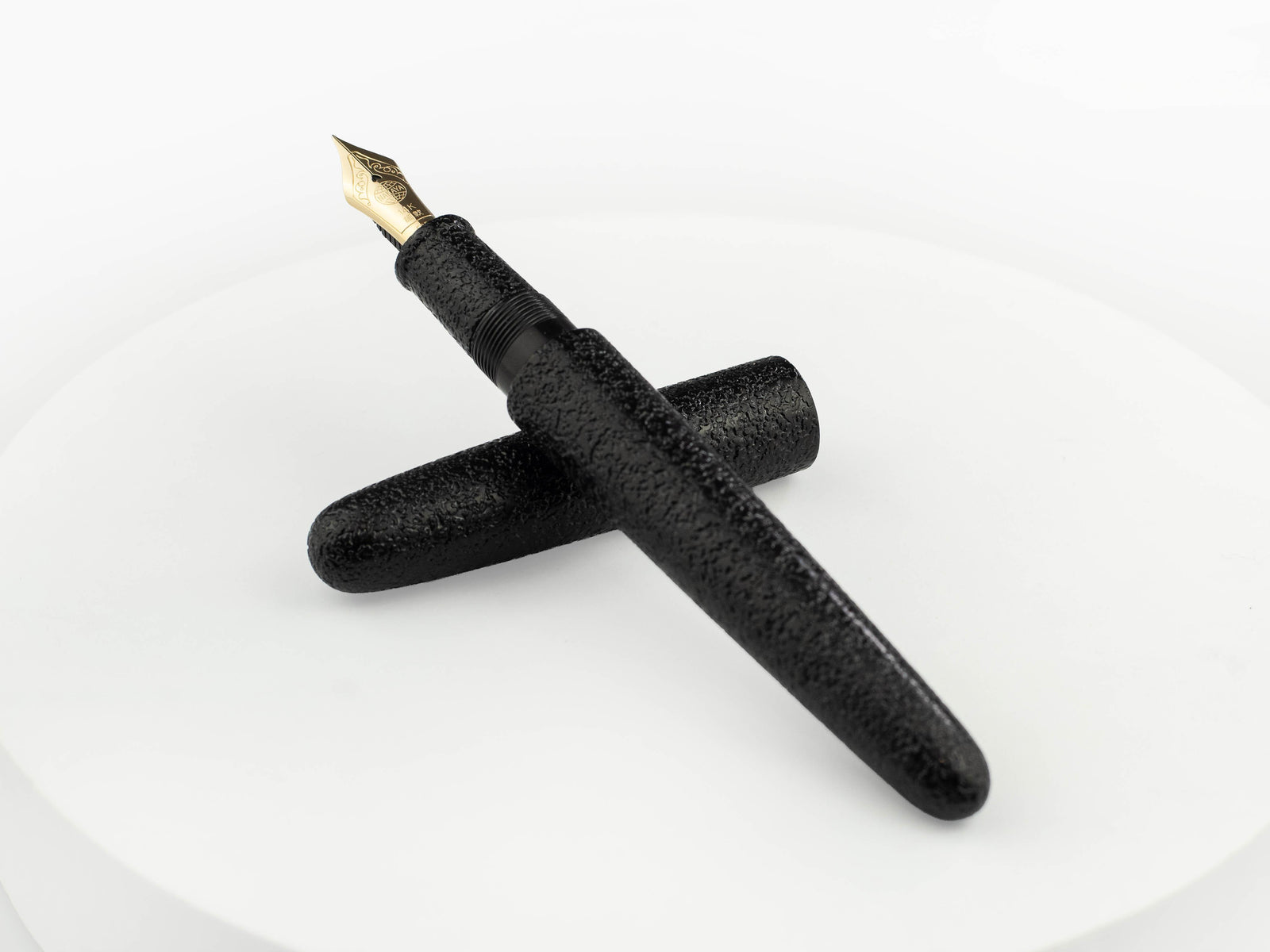 Stylo Plume Nakaya Cigar Portable, Kuro-Ishime, Ebonite, Or 14k