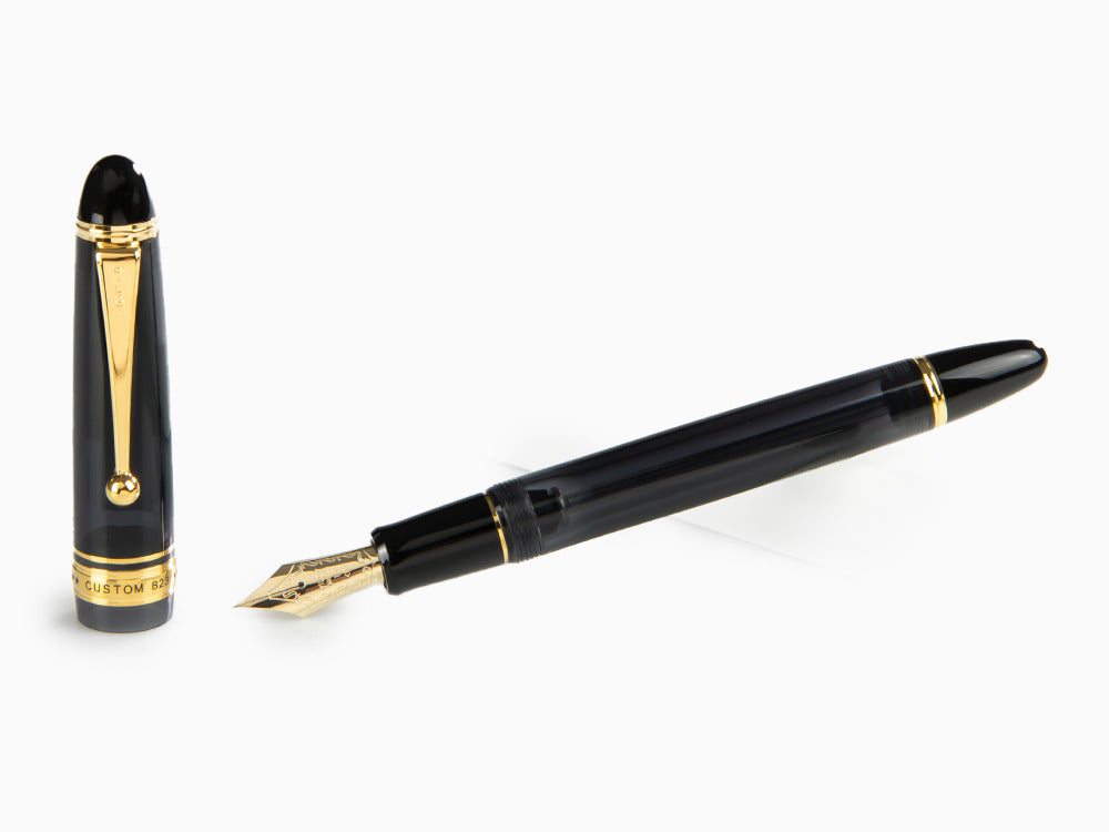 Stylo Plume Pilot Custom 823, Résine Acrilique, Or, Noir, NC823N
