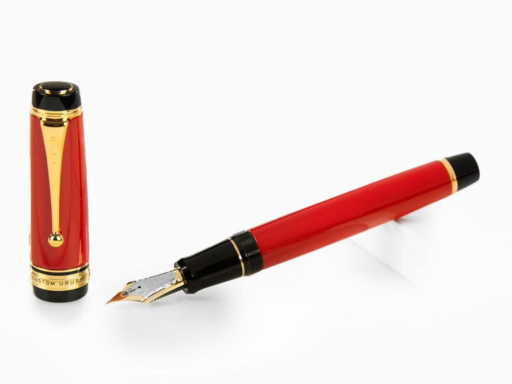 Stylo Plume Pilot Custom Urushi, Ebonite, Attributs or, Rouge, NPUR