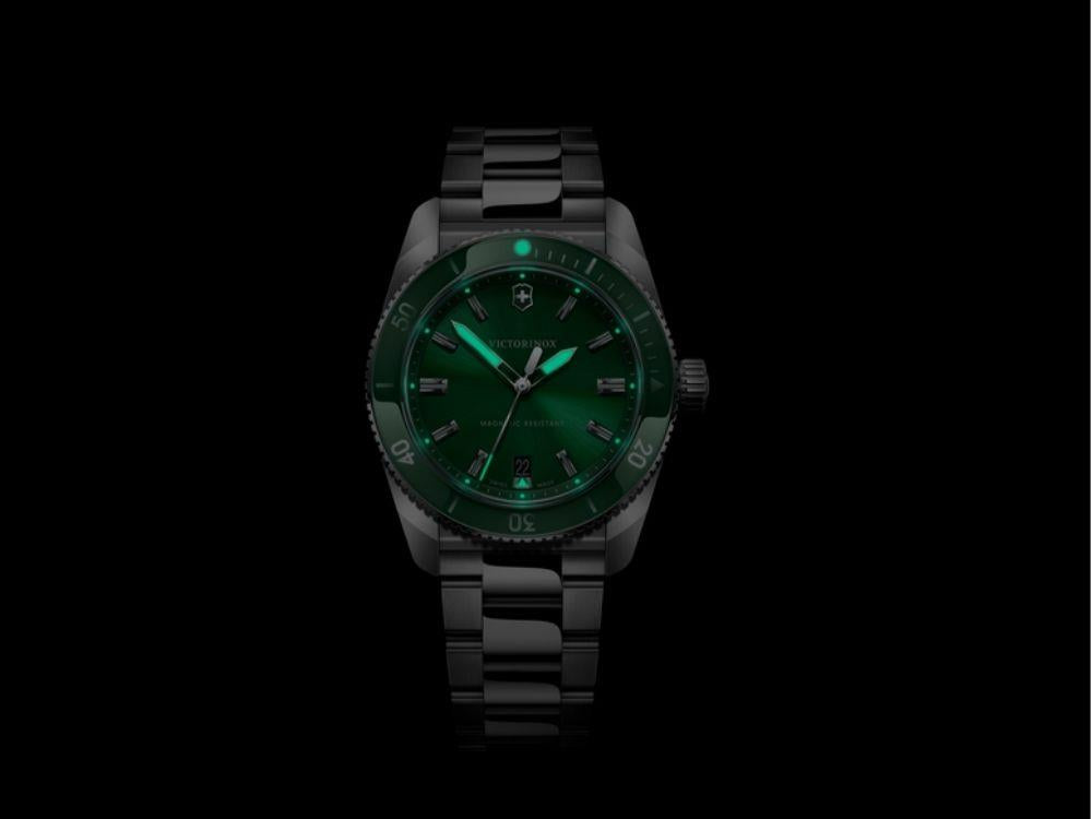 Montre à Quartz Victorinox Maverick, Acier Inoxydable 316L, Vert, 39 mm, V242096