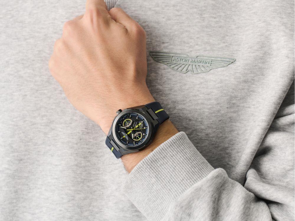Montre à Quartz Aston Martin Thrill TKS, Gris, 42 mm, MTRI2S602