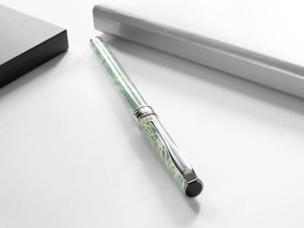 Stylo Plume Aurora Magellano, Laque, Attributs Chromés, Bleu, A18CA