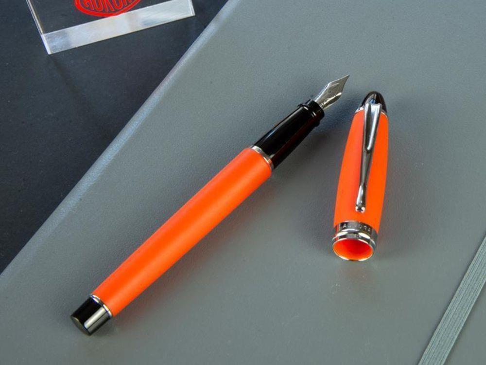 Stylo Plume Aurora Ipsilon Satin - Résine Orange et Chrome - B10O