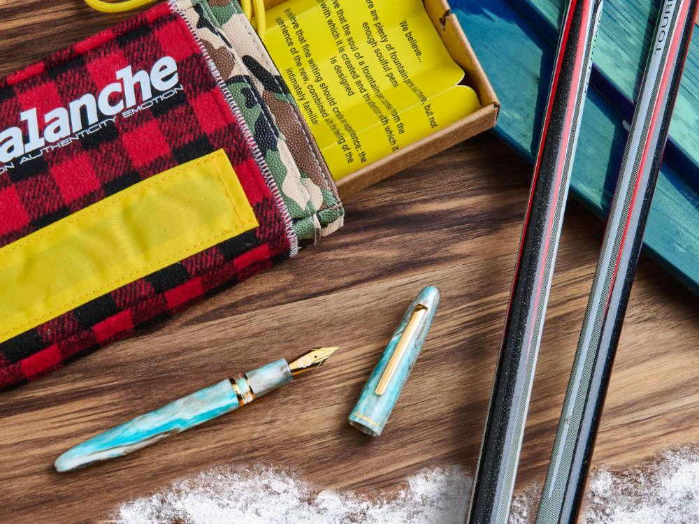 Stylo Plume Esterbrook Estie Avalanche, Diamond Cast, Bleu, EAV9106