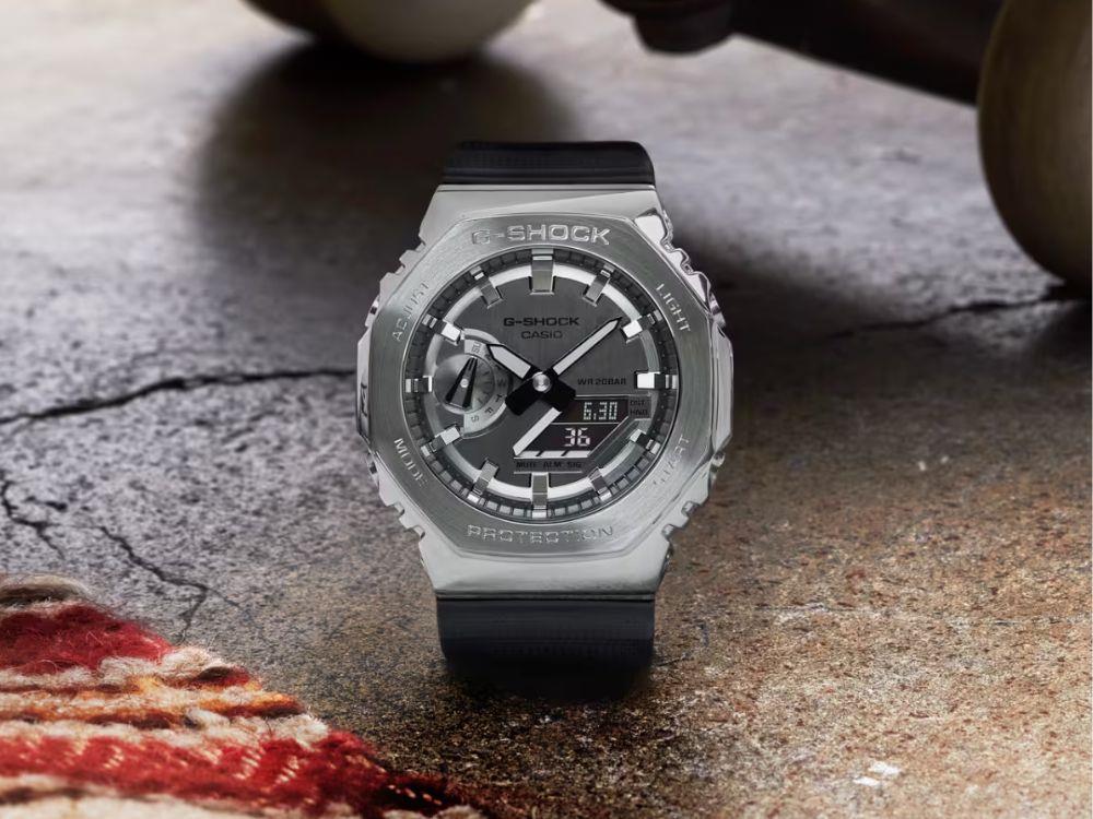 Montre à Quartz G-SHOCK Casio G-Steel, Gris, 49.3mm × 44.4mm, GM-2100-1AER