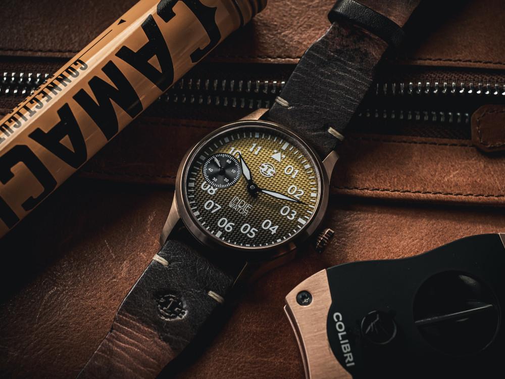 Montre Automatique Indie Watch Swell, PVD Bronze, Jaune, 42 mm, 257BB