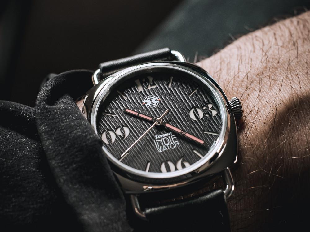 Montre Automatique Indie Watch Zermatt, Noir, 44 mm, 31B