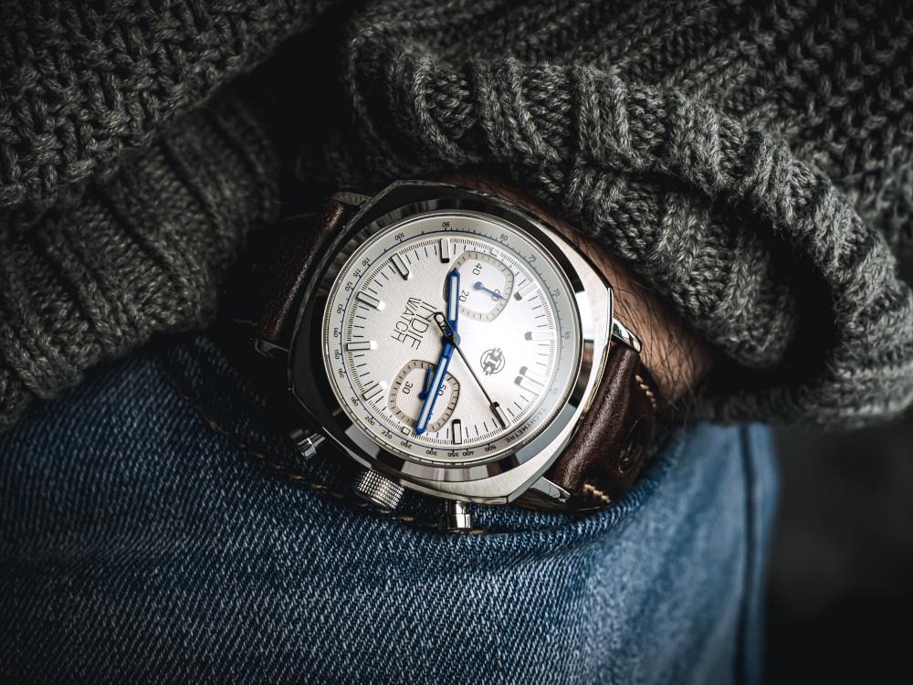 Montre à Quartz Indie Watch Strum, Blanc, 42 mm, Chronographe, 521L