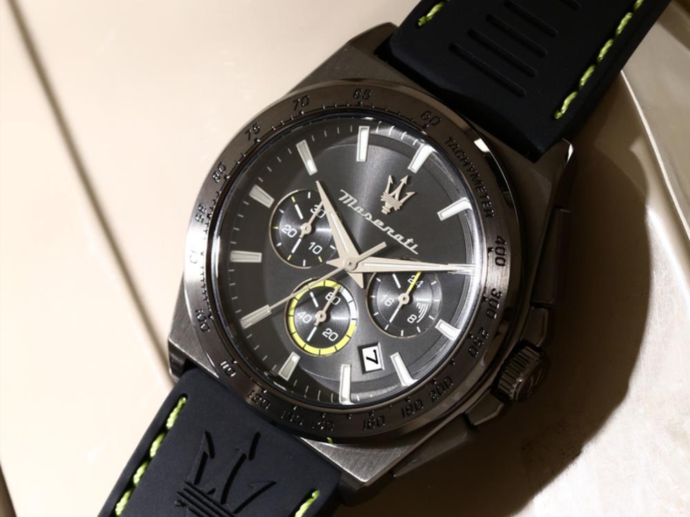 Montre à Quartz Maserati Velocitá, Noir, 43 mm, R8871606006