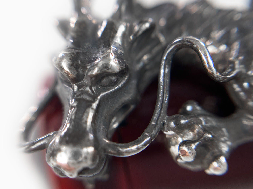 Nakaya Dragon Stopper, Argent