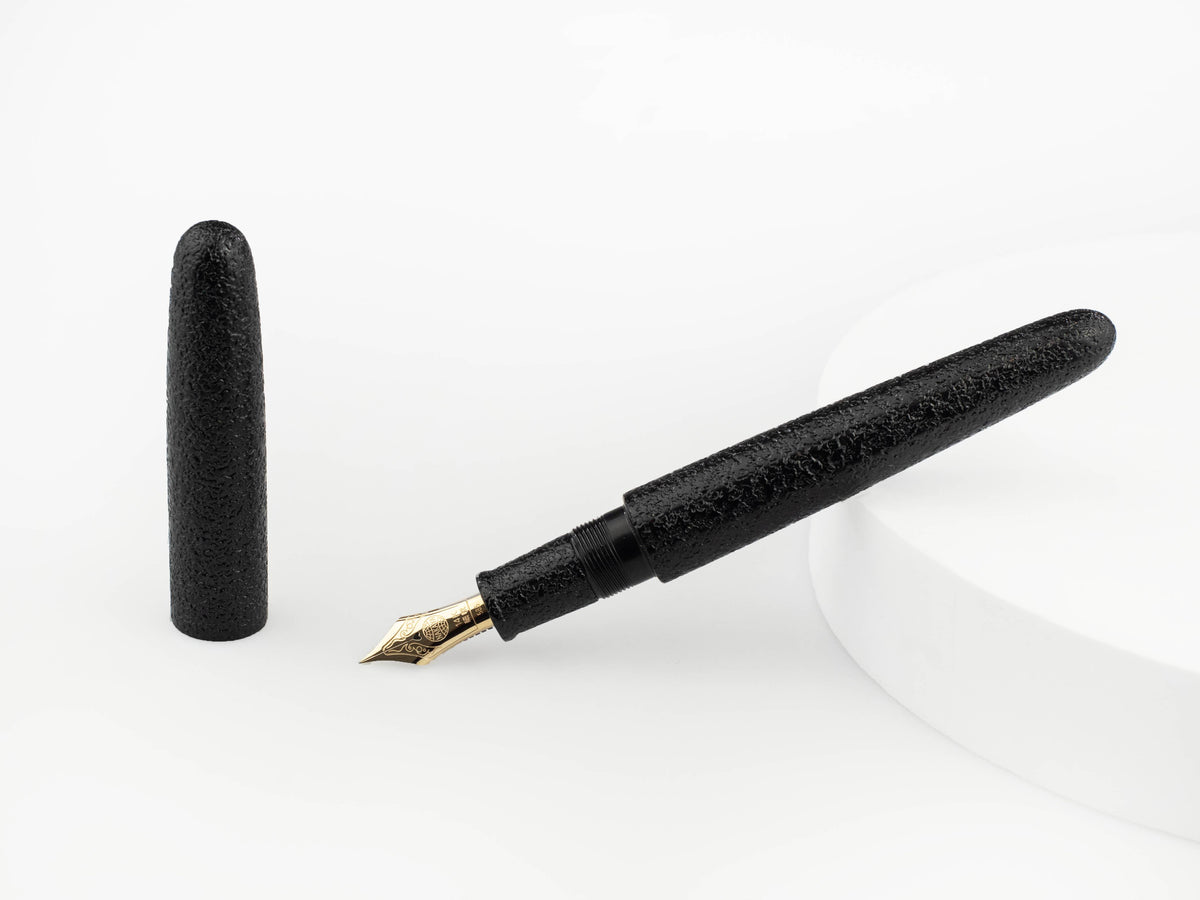 Stylo Plume Nakaya Cigar Portable, Kuro-Ishime, Ebonite, Or 14k