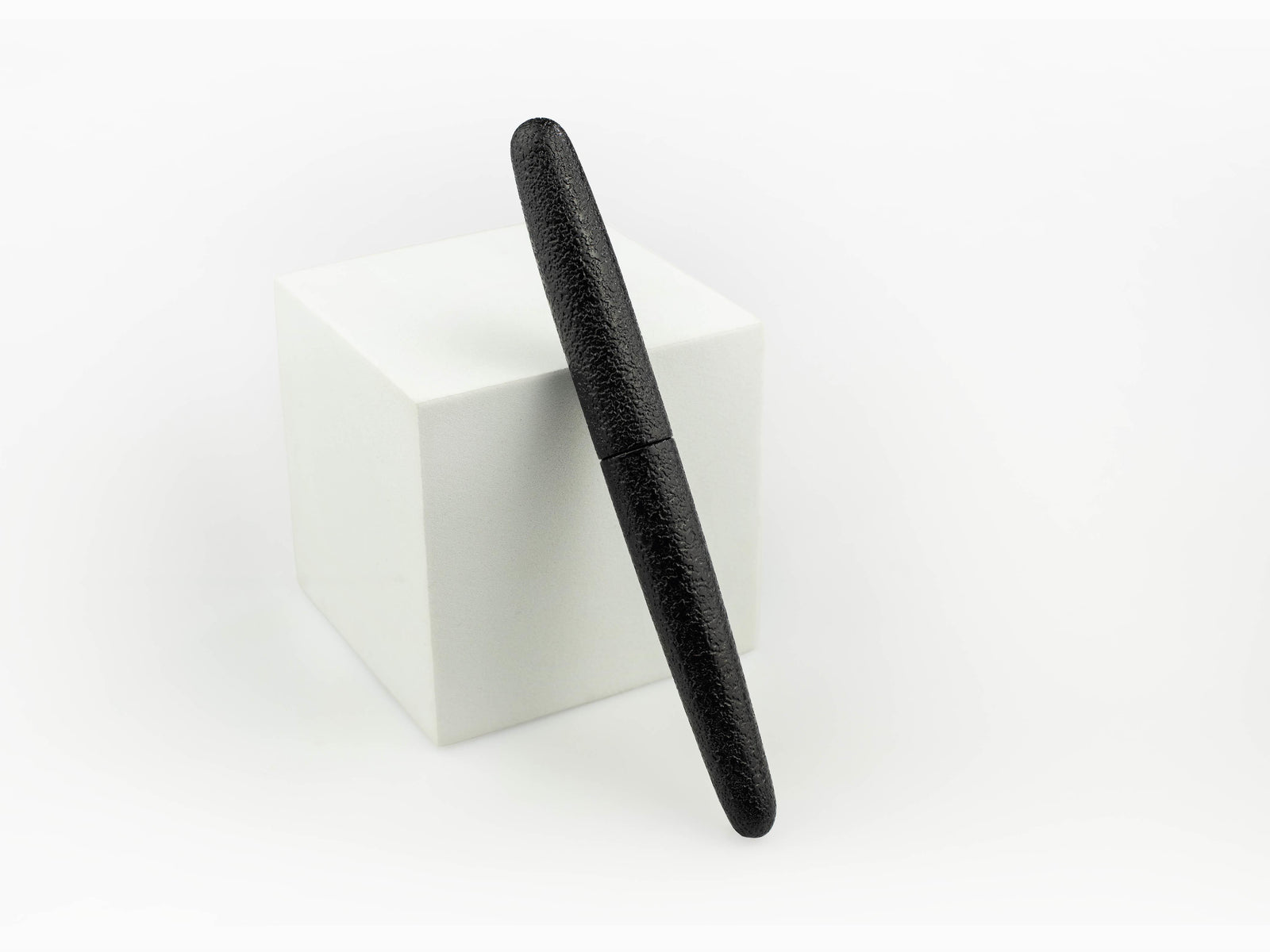 Stylo Plume Nakaya Cigar Portable, Kuro-Ishime, Ebonite, Or 14k