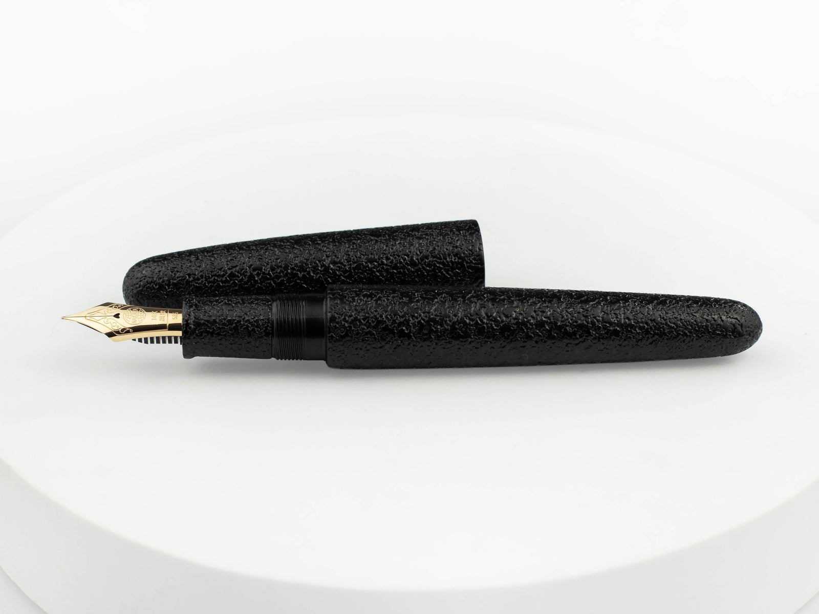 Stylo Plume Nakaya Cigar Portable, Kuro-Ishime, Ebonite, Or 14k