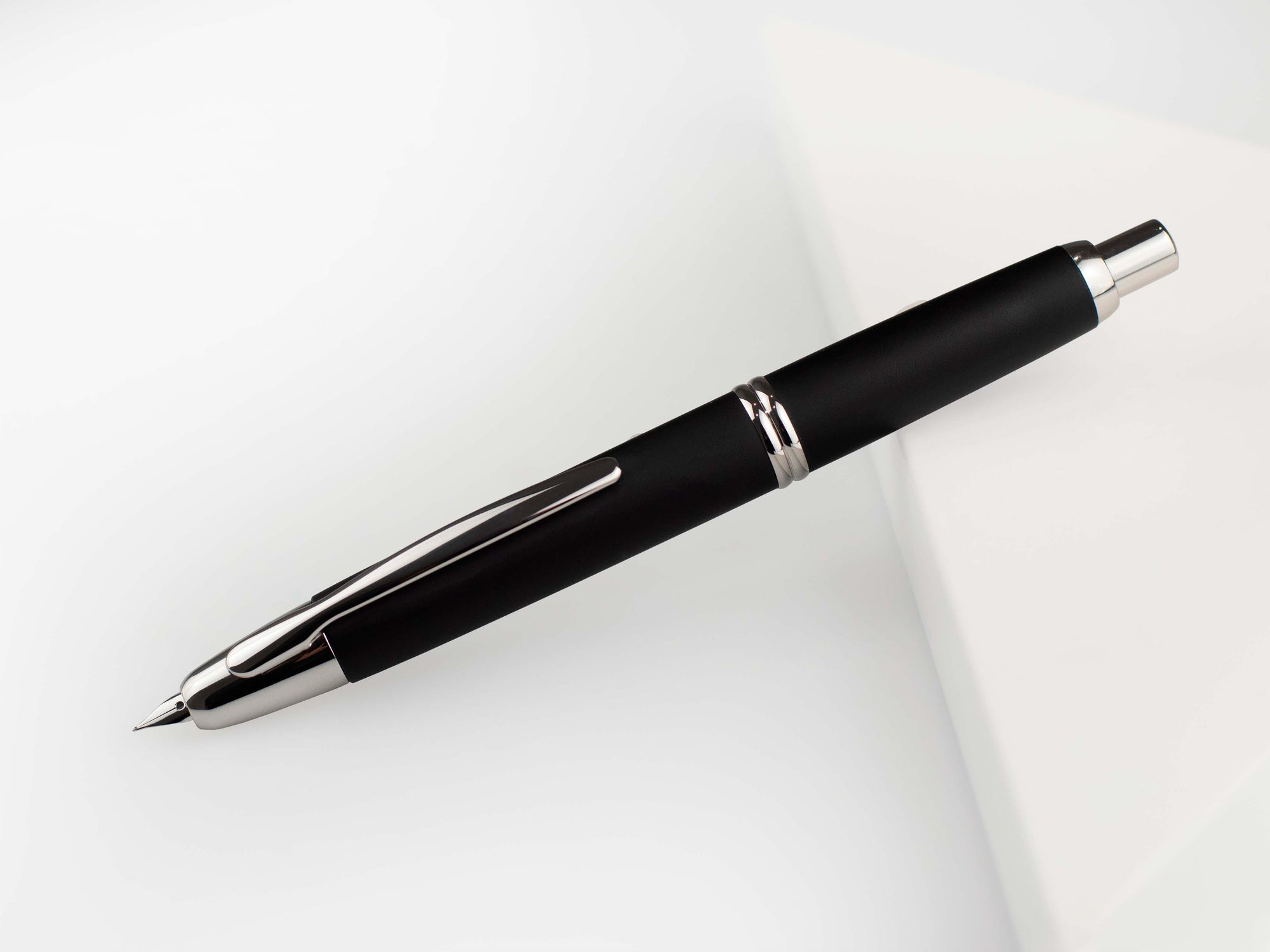 Stylo Plume Pilot Capless Matte, Attributs rhodium, Noir, FC-18000RRR-B
