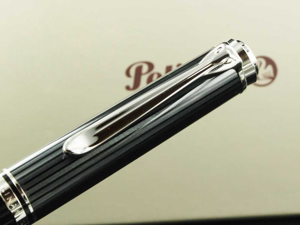 Stylo bille Pelikan K805 Stresemann, Attributs argent, 957530