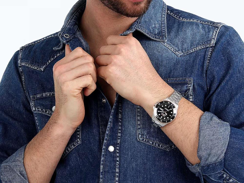 Montre Automatique Sector No Limits 230, Noir, 43 mm, R3223161009