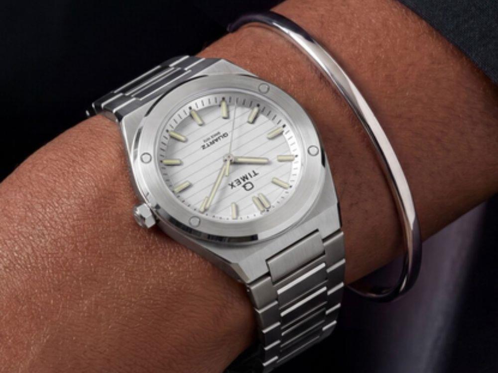 Montre à Quartz Timex Q Timex Marbella, Blanc, 34 mm, TW2Y81800