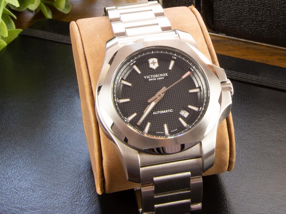 Montre Automatique Victorinox I.N.O.X., Acier, Noir, 43 mm, 20 atm, V241837