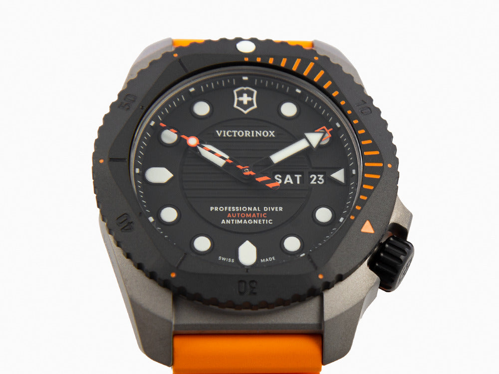 Montre Automatique Victorinox Dive Pro, Titane, Noir, 43 mm, 30 atm, V241996