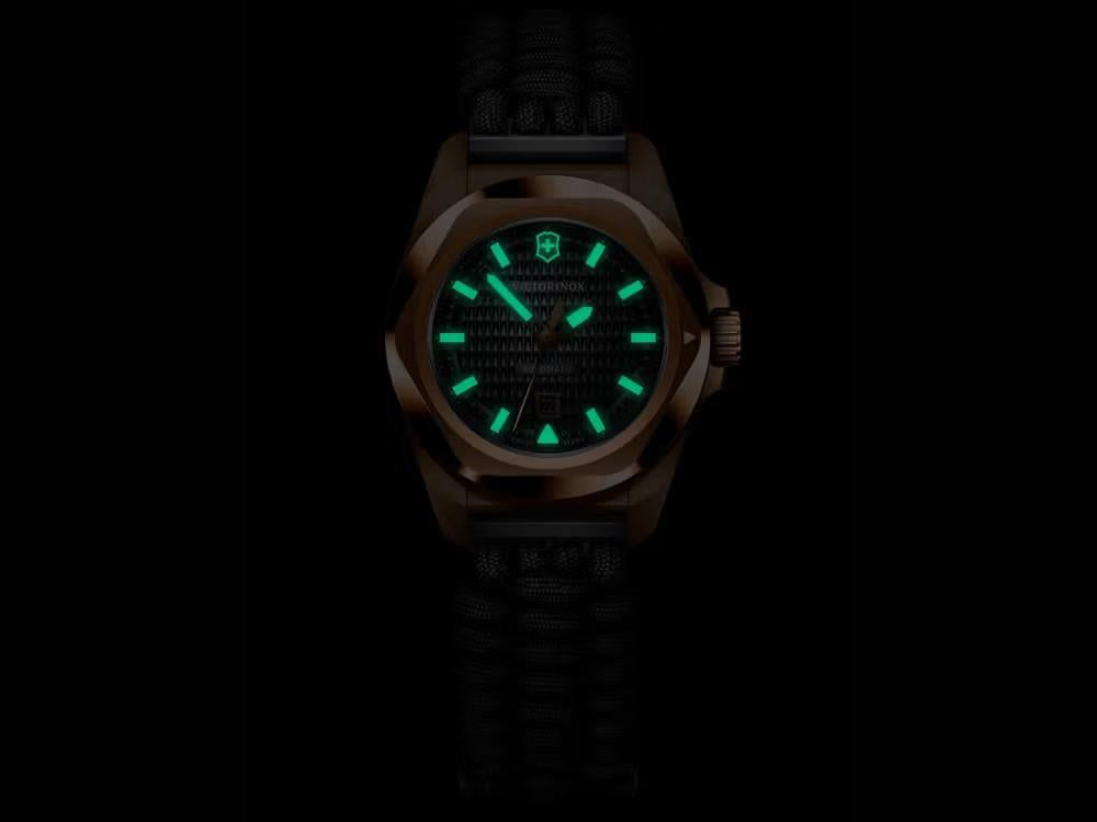 Montre Automatique Victorinox I.N.O.X Small. Ladies, Noir, 32 mm, V242025.1