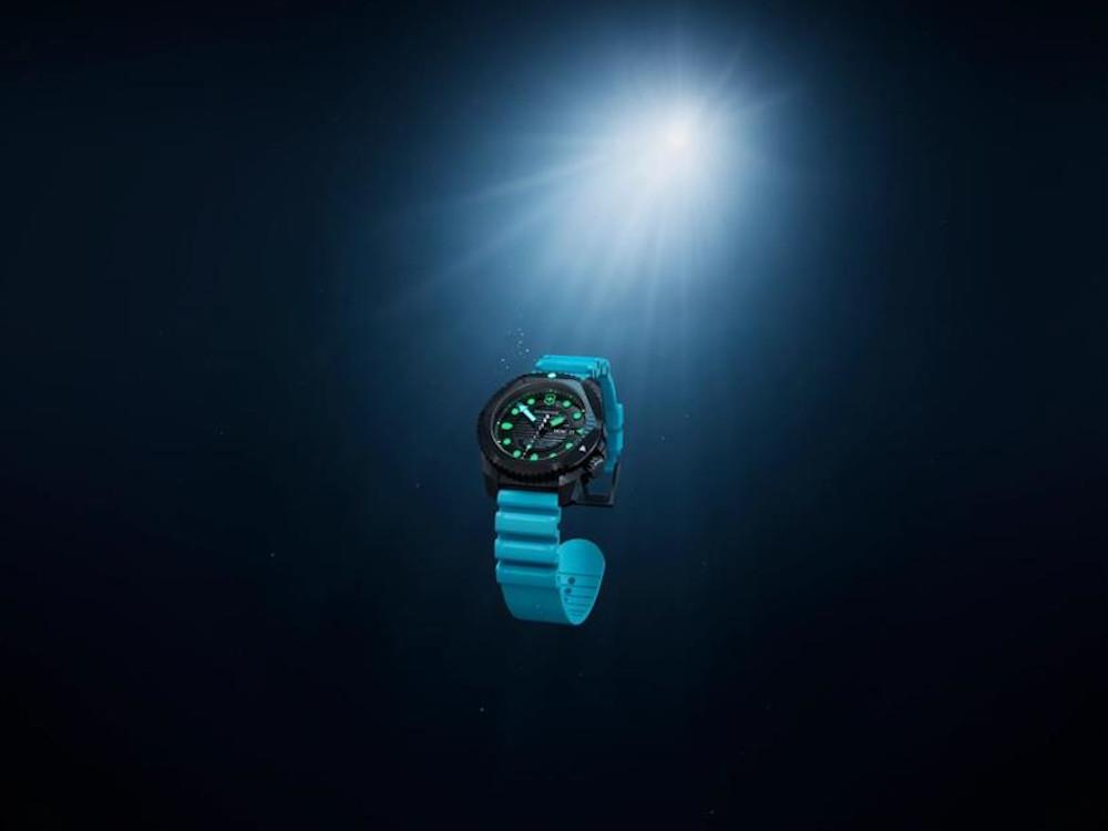 Montre Automatique Victorinox Dive Pro, Titane, Noir, 43 mm, V242071