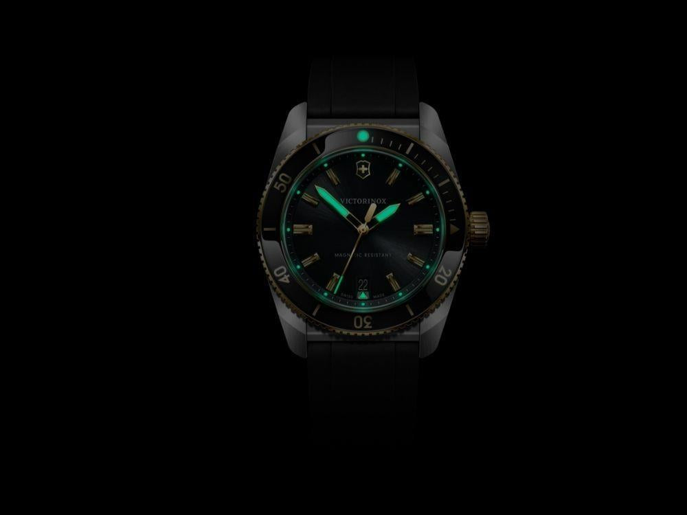 Montre à Quartz Victorinox Maverick SS/IPG, Noir, 39 mm, V242099