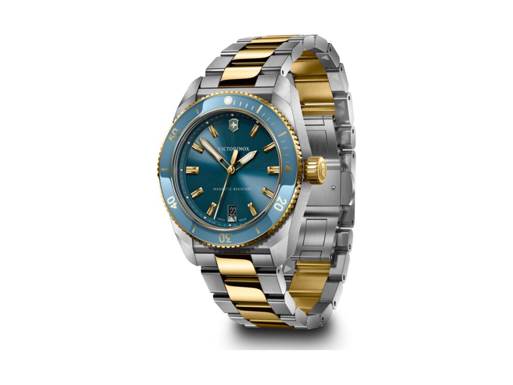 Montre à Quartz Victorinox Maverick, Acier Inoxydable 316L, Bleu Clair, V242103