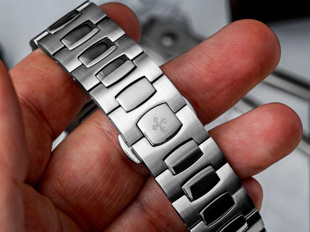 Montre Automatique Venezianico Nereide, 42 mm, Bordeaux, 3321513C