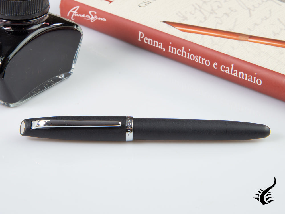 Stylo Plume Aurora Style, Résine Noire, Attributs chromés, E20N