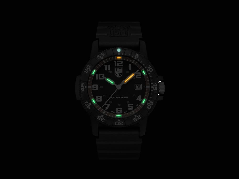 Montre à Quartz Luminox Sea Turtle, Orange, CARBONOX™, 44 mm, XS.0329.1